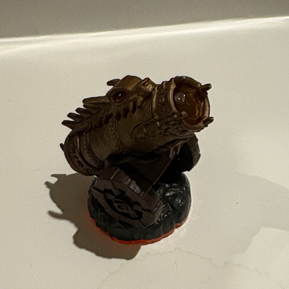 Golden Dragonfire Cannon magic item Skylanders Giants